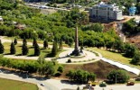Как добраться от монумента Дружбы